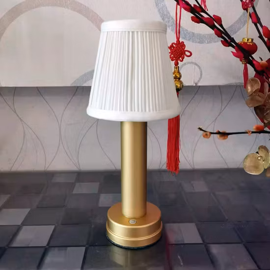Декоративные аккумуляторные настольные лампы Zafferano Poldina Nordic Metal Lamp с аккумуляторной батареей